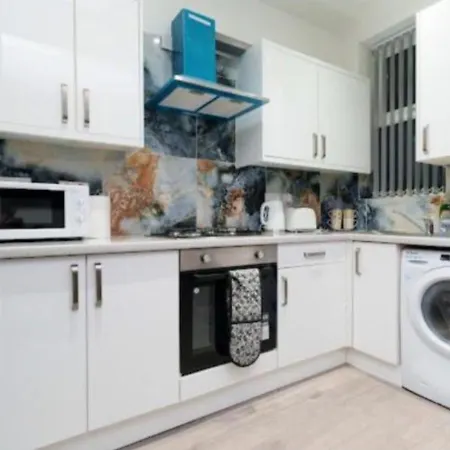 Bayswater With Free Parking Apartman